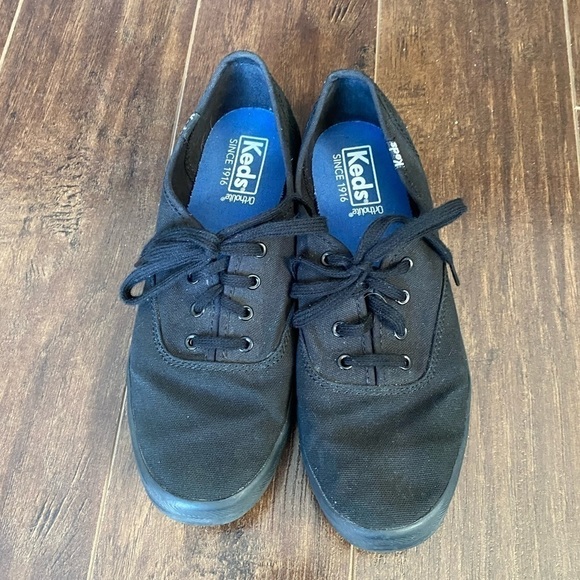 Keds Black Champion Original Sneaker Size 7 - Picture 2 of 8